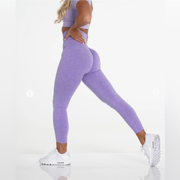 NVGTN - Scrunch Seamless Leggings in lilac purple - Picture 1 of 5